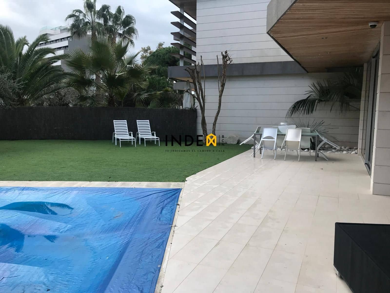 4 quarto Moradia para arrendar em Sitges com piscina garagem - 4 800 € (Ref: 9461811)
