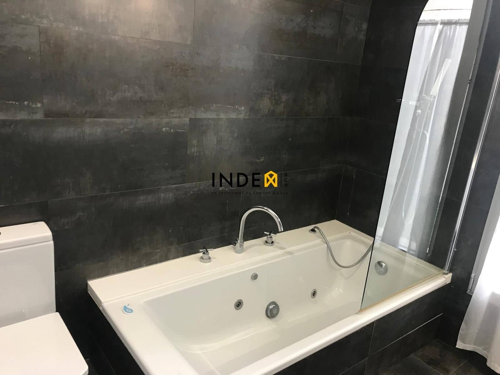 4 quarto Moradia para arrendar em Sitges com piscina garagem - 4 800 € (Ref: 9461811)