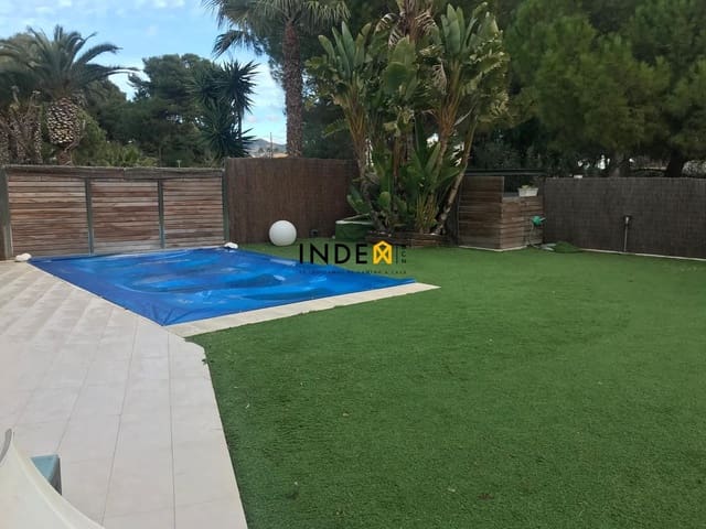 4 quarto Moradia para arrendar em Sitges com piscina garagem - 4 800 € (Ref: 9461811)