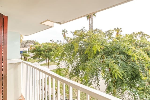 4 slaapkamer Flat te koop in Vilanova i la Geltrú - € 330.000 (Ref: 9470819)