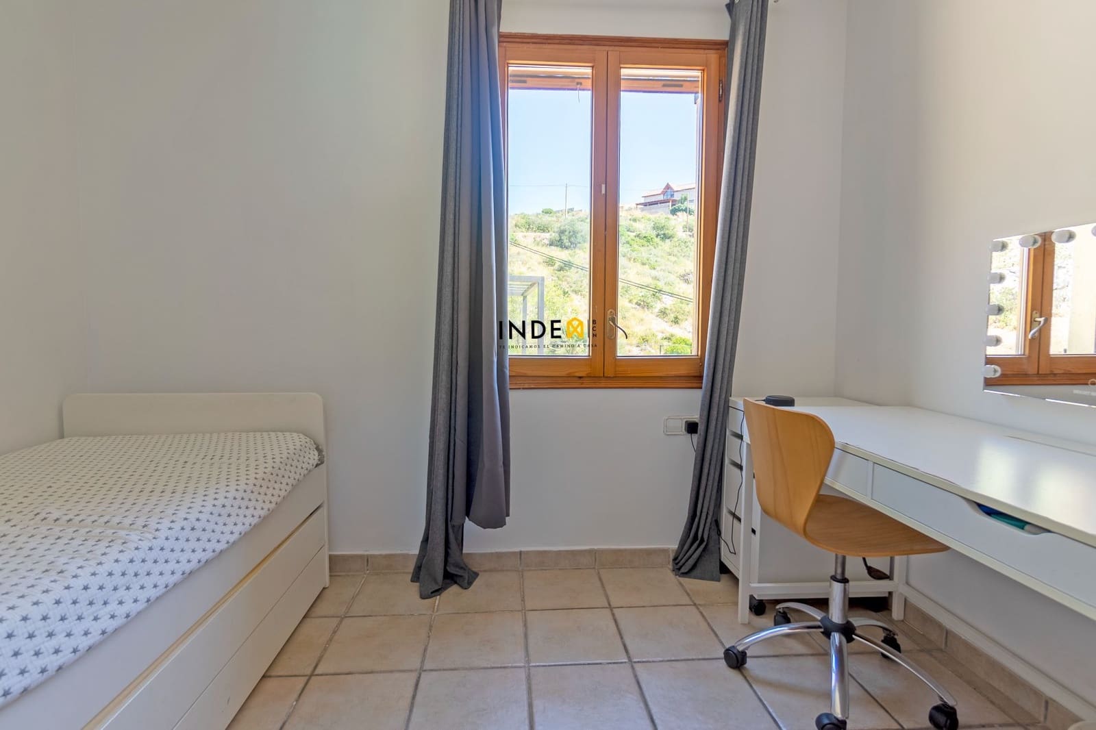 Chalet de 3 habitaciones en Olivella en venta con piscina garaje - 380.000 € (Ref: 9470820)