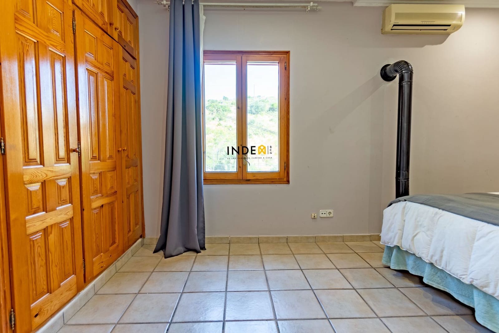 Chalet de 3 habitaciones en Olivella en venta con piscina garaje - 380.000 € (Ref: 9470820)