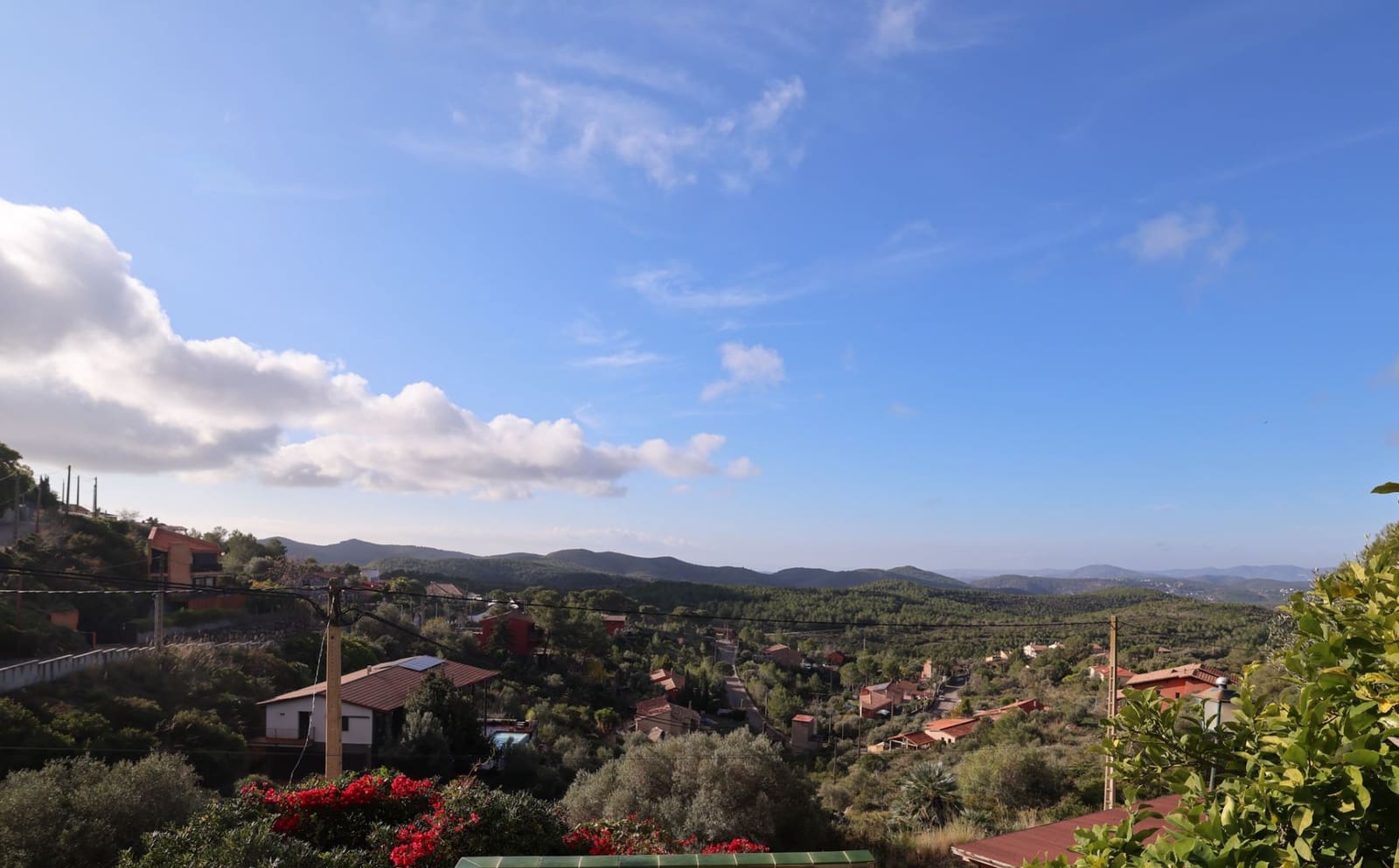 Chalet de 3 habitaciones en Olivella en venta con piscina garaje - 380.000 € (Ref: 9470820)