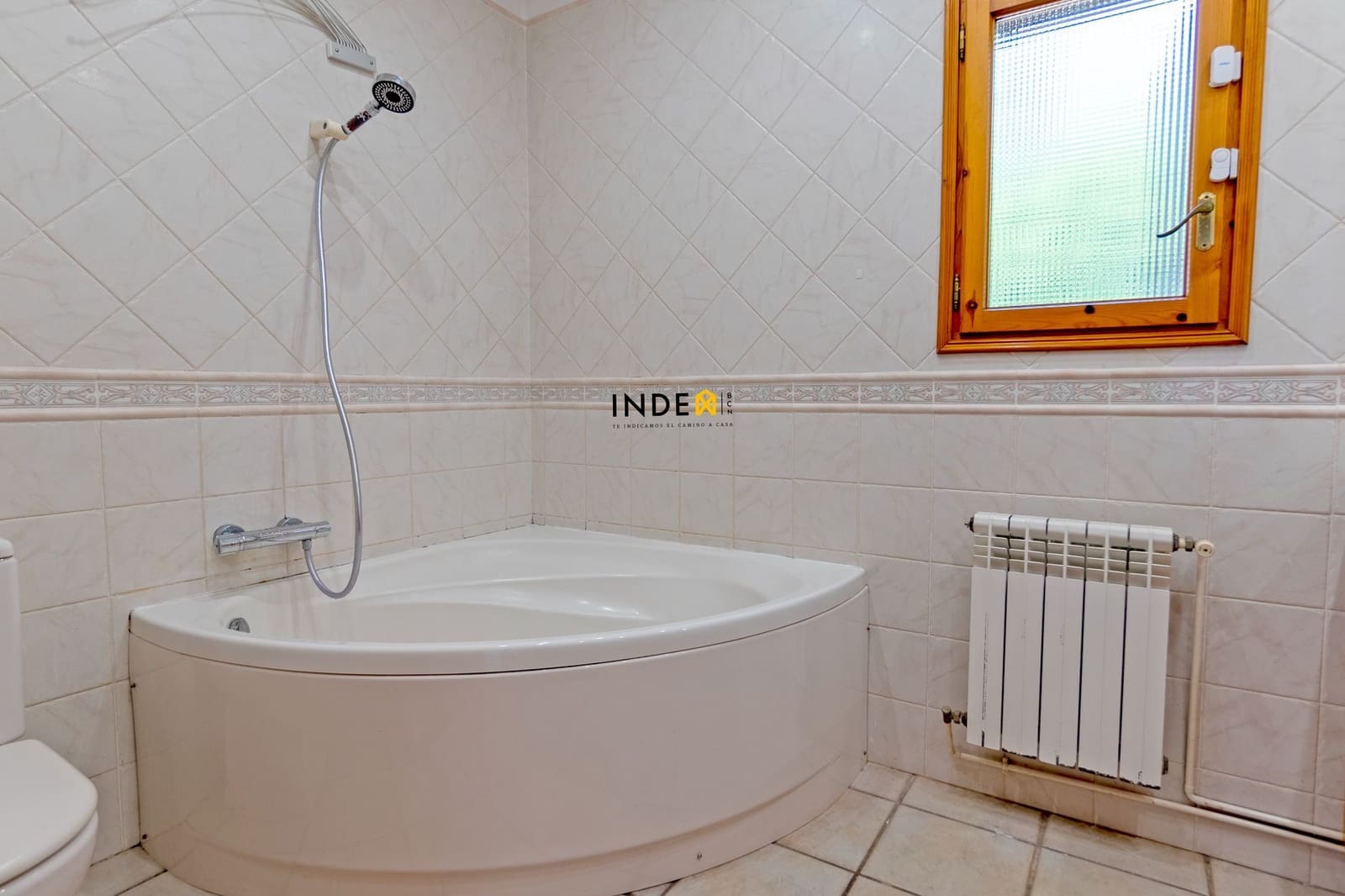 Chalet de 3 habitaciones en Olivella en venta con piscina garaje - 380.000 € (Ref: 9470820)