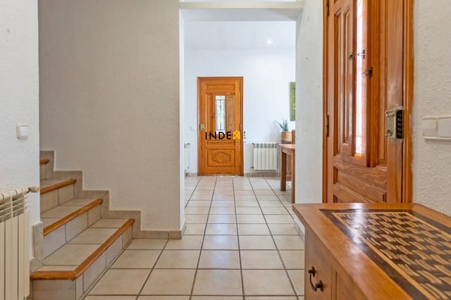 3 chambre Villa/Maison à vendre à Olivella avec piscine garage - 380 000 € (Ref: 9470820)