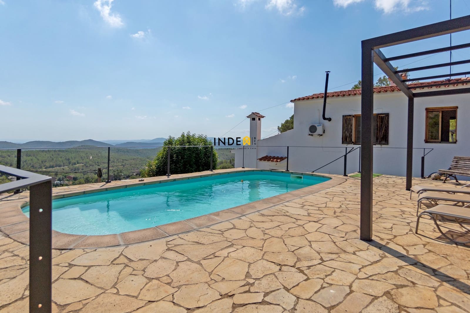 Chalet de 3 habitaciones en Olivella en venta con piscina garaje - 380.000 € (Ref: 9470820)