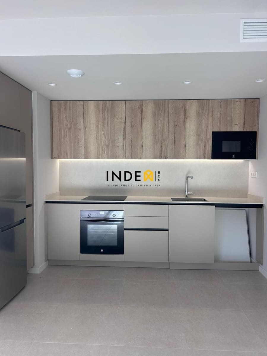 3 quarto Apartamento para arrendar em Sant Pere de Ribes com piscina garagem - 1 800 € (Ref: 9470821)