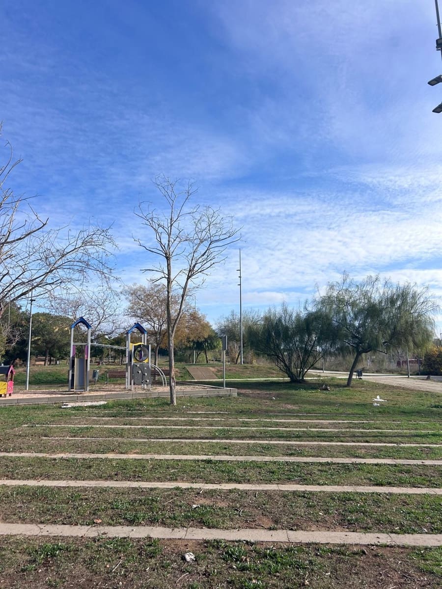 3 quarto Apartamento para arrendar em Sant Pere de Ribes com piscina garagem - 1 800 € (Ref: 9470821)