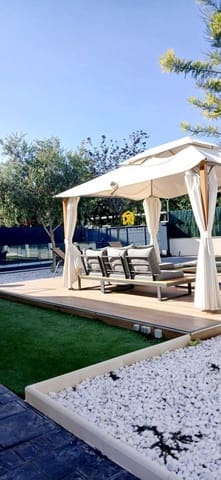 10 chambre Villa/Maison à vendre à Cubelles avec piscine garage - 760 000 € (Ref: 9474699)