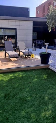 10 chambre Villa/Maison à vendre à Cubelles avec piscine garage - 760 000 € (Ref: 9474699)