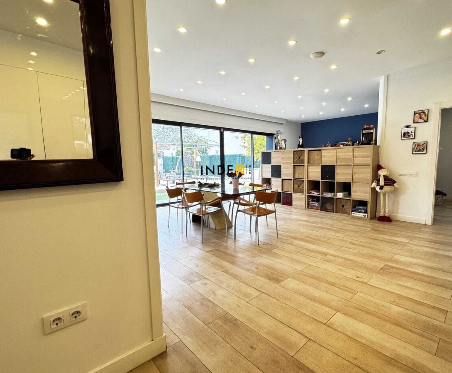 10 chambre Villa/Maison à vendre à Cubelles avec piscine garage - 760 000 € (Ref: 9474699)