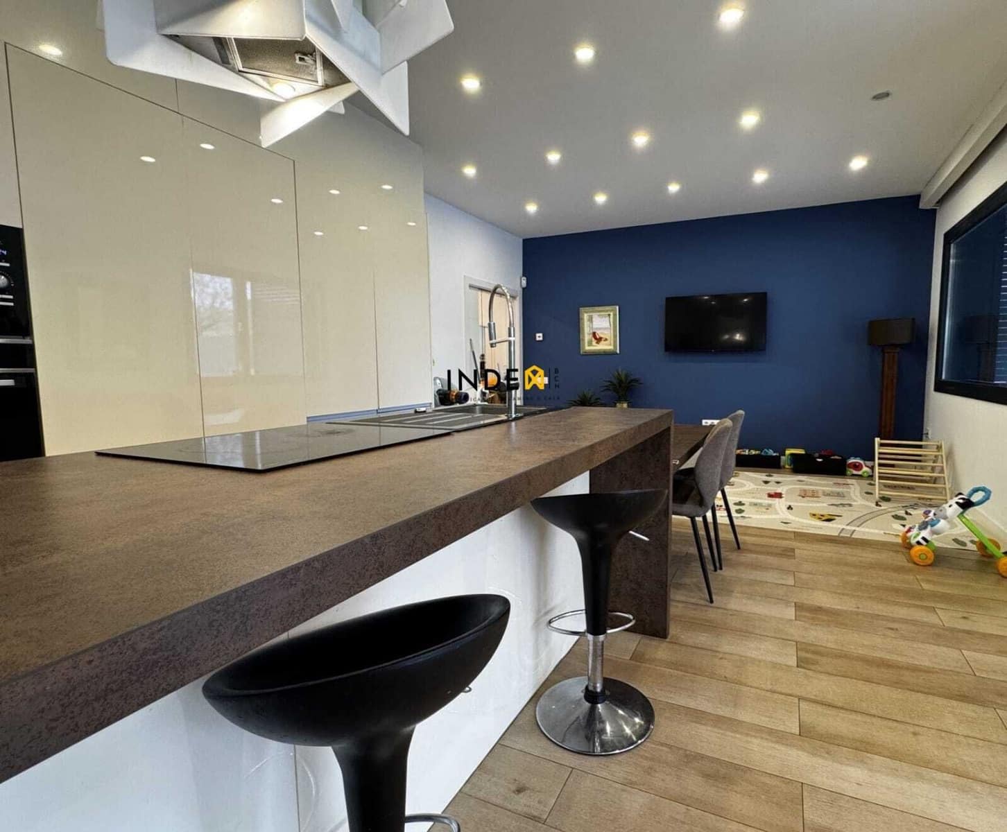 10 chambre Villa/Maison à vendre à Cubelles avec piscine garage - 760 000 € (Ref: 9474699)