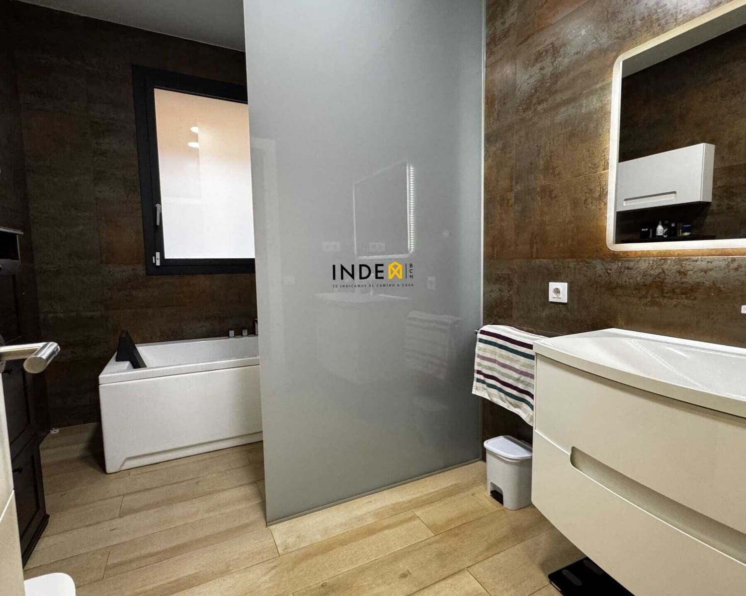 10 chambre Villa/Maison à vendre à Cubelles avec piscine garage - 760 000 € (Ref: 9474699)