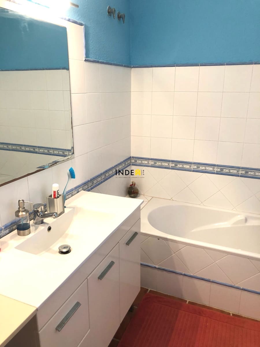 3 soveværelse Villa til salg i Sant Pere de Ribes med swimmingpool garage - € 490.000 (Ref: 9474700)