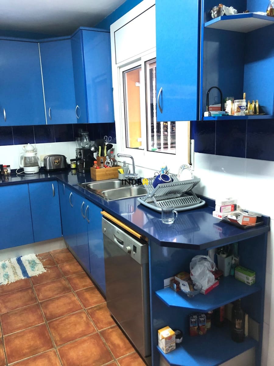 3 soveværelse Villa til salg i Sant Pere de Ribes med swimmingpool garage - € 490.000 (Ref: 9474700)