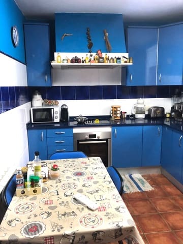 3 soveværelse Villa til salg i Sant Pere de Ribes med swimmingpool garage - € 490.000 (Ref: 9474700)