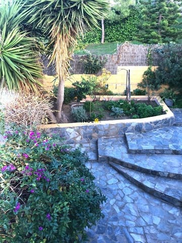 3 soveværelse Villa til salg i Sant Pere de Ribes med swimmingpool garage - € 490.000 (Ref: 9474700)