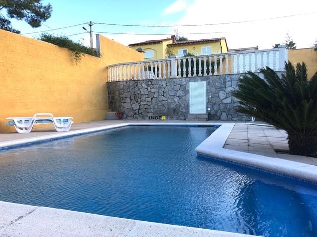 3 soveværelse Villa til salg i Sant Pere de Ribes med swimmingpool garage - € 490.000 (Ref: 9474700)