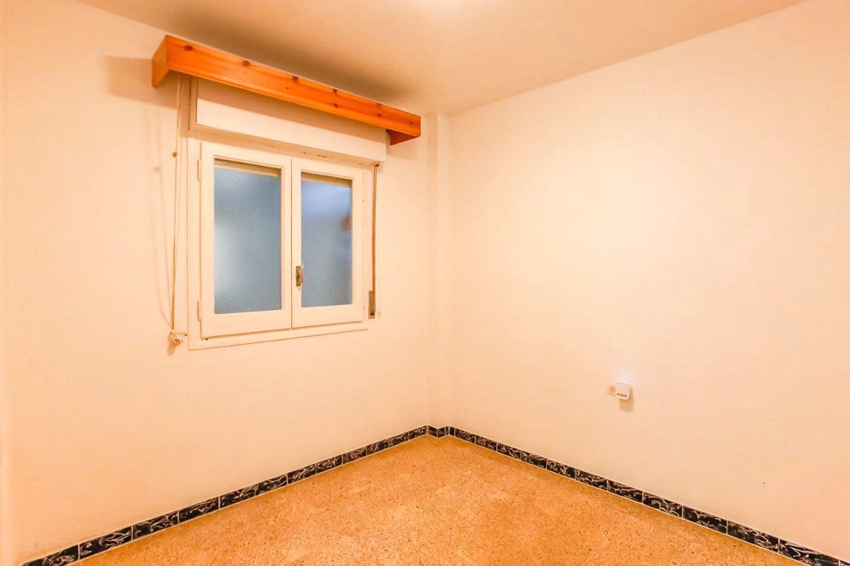 4 slaapkamer Flat te koop in Vilanova i la Geltru - € 330.000 (Ref: 9508472)