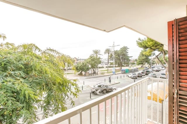 4 slaapkamer Flat te koop in Vilanova i la Geltrú - € 330.000 (Ref: 9508472)