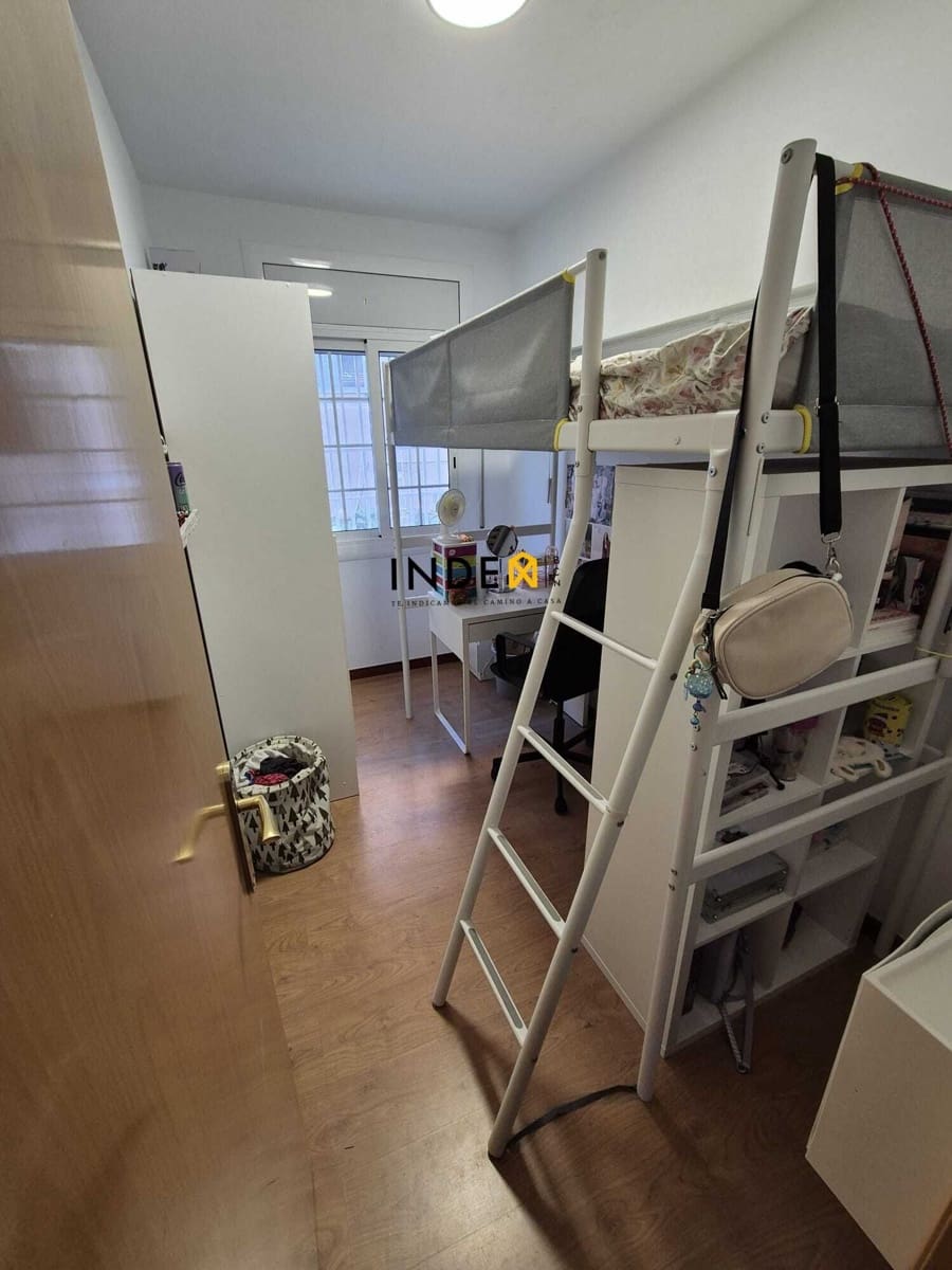 3 soveværelse Lejlighed til salg i Segur de Calafell med swimmingpool garage - € 220.000 (Ref: 9526203)