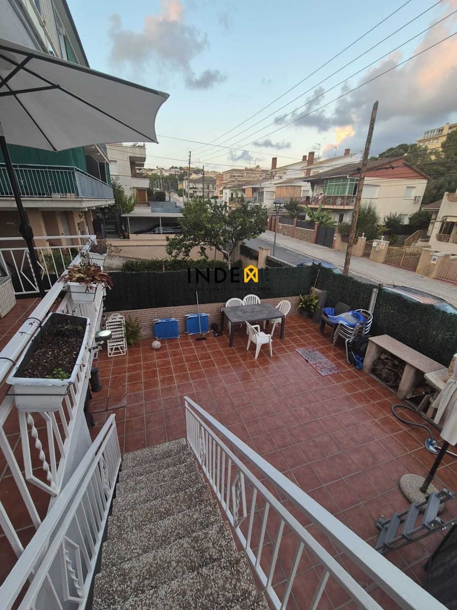 3 soveværelse Lejlighed til salg i Segur de Calafell med swimmingpool garage - € 220.000 (Ref: 9526203)