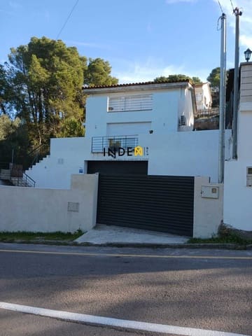 4 sovrum Villa till salu i Canyelles med garage - 360 000 € (Ref: 9526204)