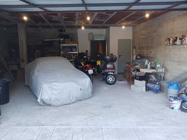 4 sovrum Villa till salu i Canyelles med garage - 360 000 € (Ref: 9526204)