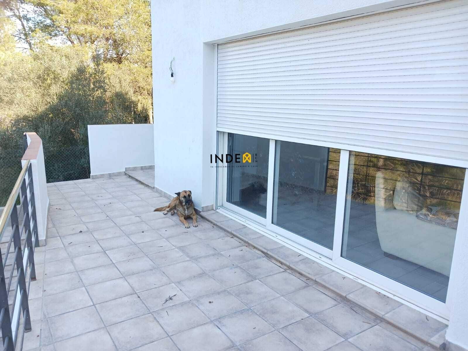 4 sovrum Villa till salu i Canyelles med garage - 360 000 € (Ref: 9526204)