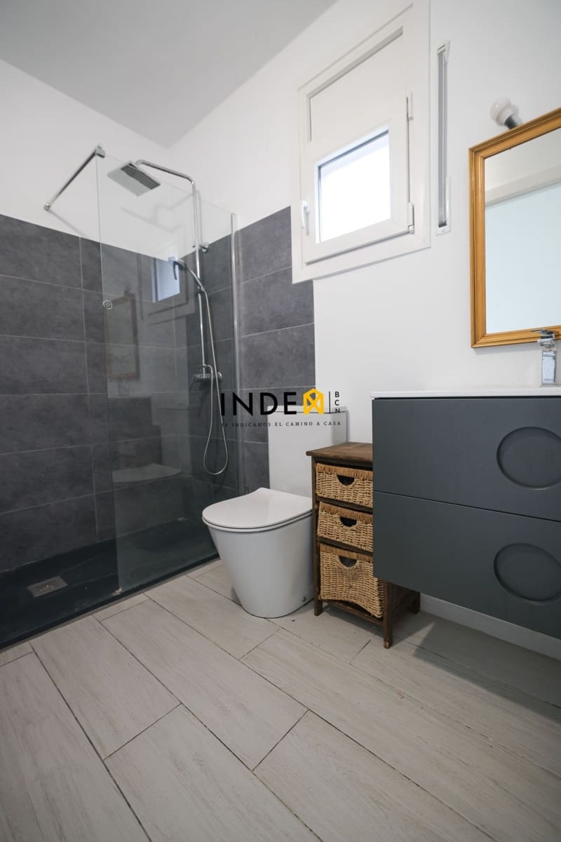 4 sypialnia Willa na sprzedaż w Canyelles z garażem - 360 000 € (Ref: 9526204)