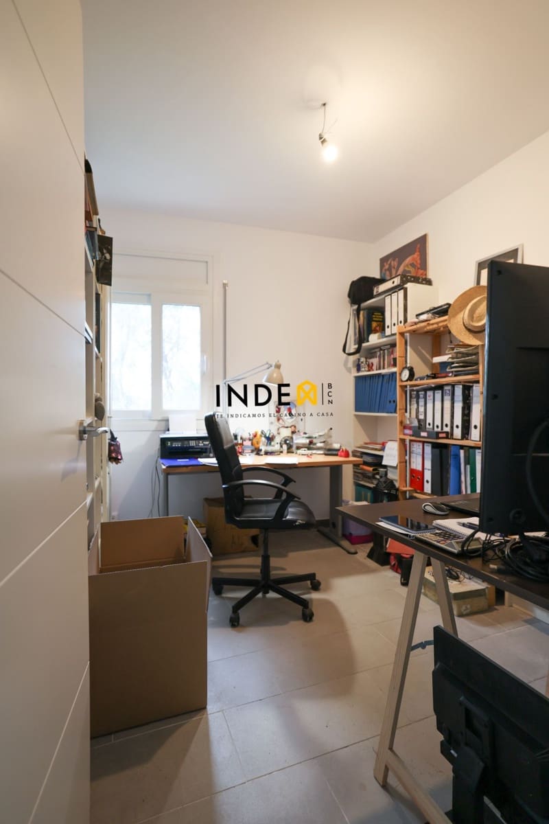 4 sypialnia Willa na sprzedaż w Canyelles z garażem - 360 000 € (Ref: 9526204)