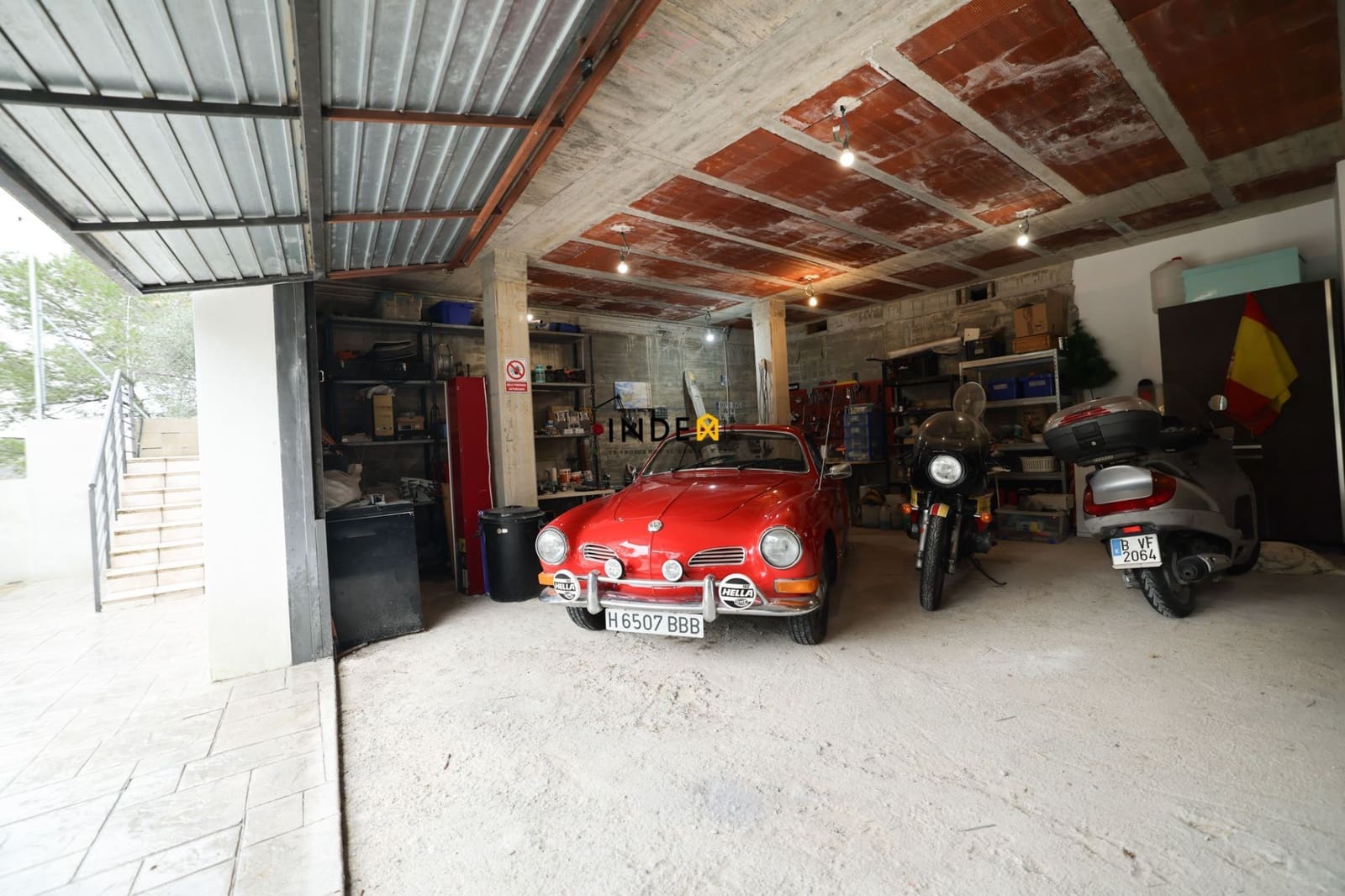 4 sypialnia Willa na sprzedaż w Canyelles z garażem - 360 000 € (Ref: 9526204)