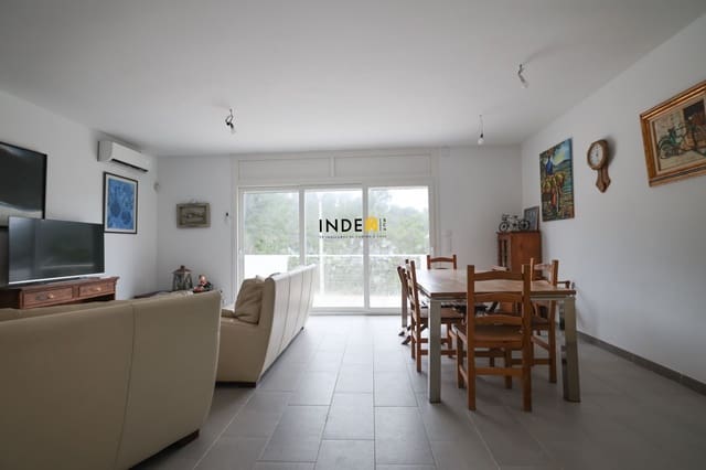 4 sovrum Villa till salu i Canyelles med garage - 360 000 € (Ref: 9526204)