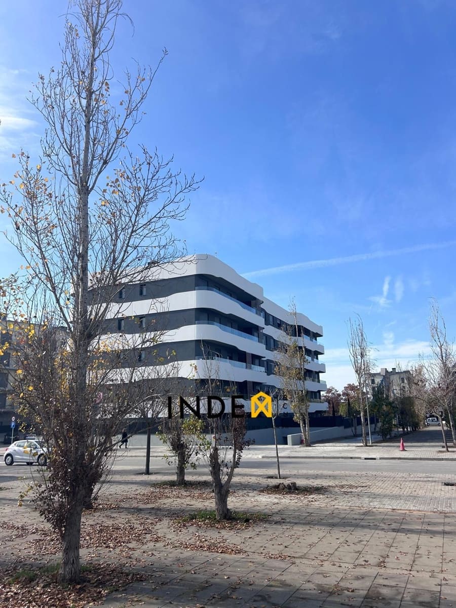 3 sovrum Lägenhet att hyra i Sant Pere de Ribes med pool garage - 1 850 € (Ref: 9547803)