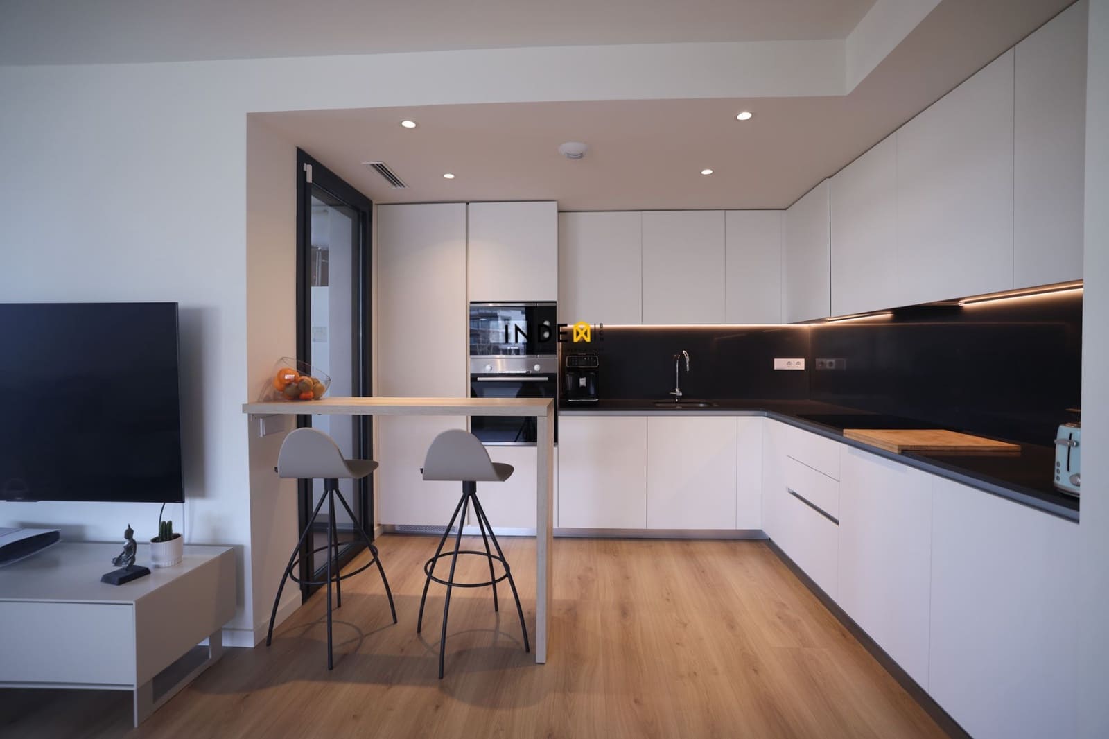 3 bedroom Flat for rent in Vilanova i la Geltru with pool garage - € 1,900 (Ref: 9585888)