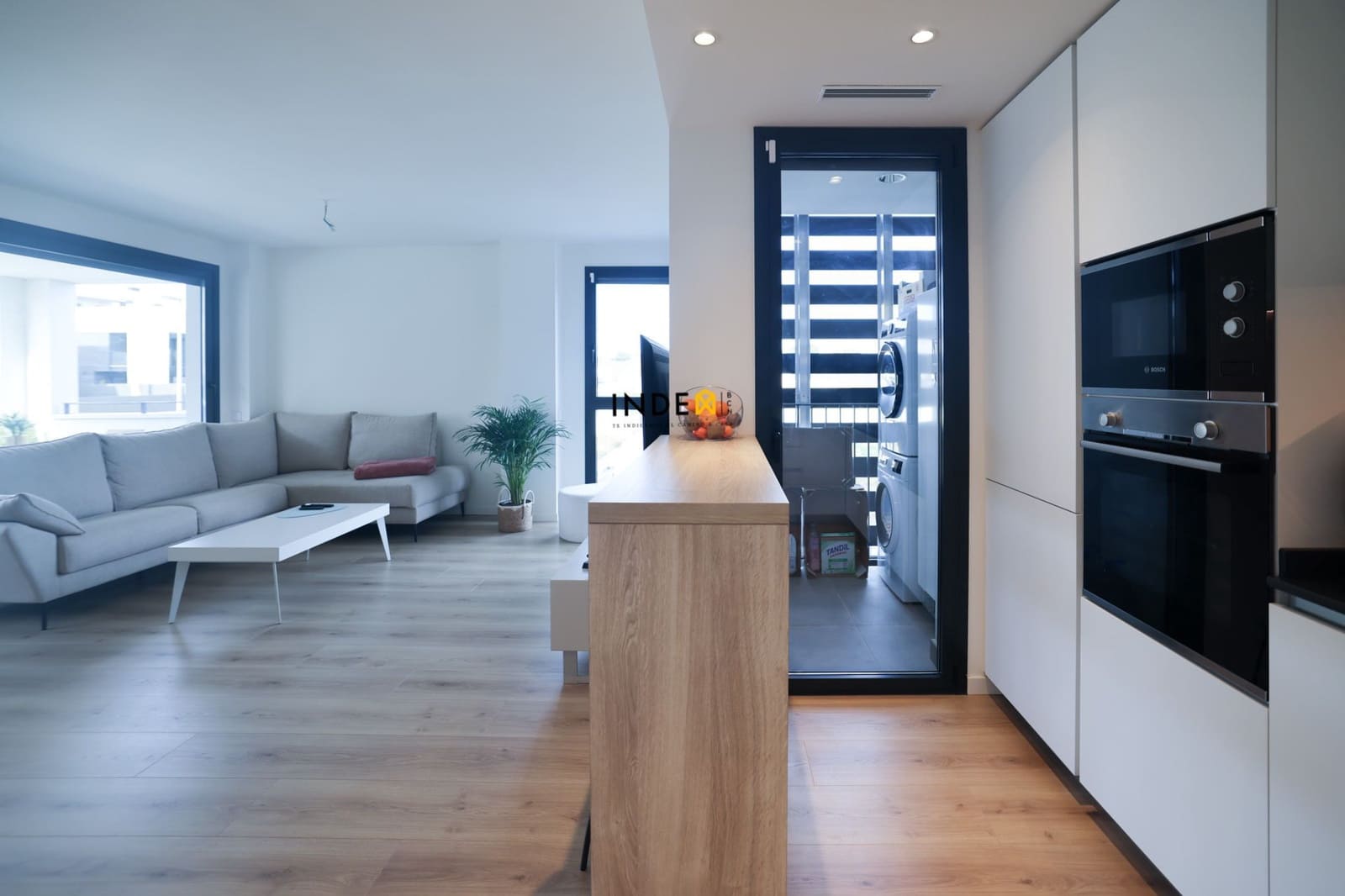 3 bedroom Flat for rent in Vilanova i la Geltru with pool garage - € 1,900 (Ref: 9585888)