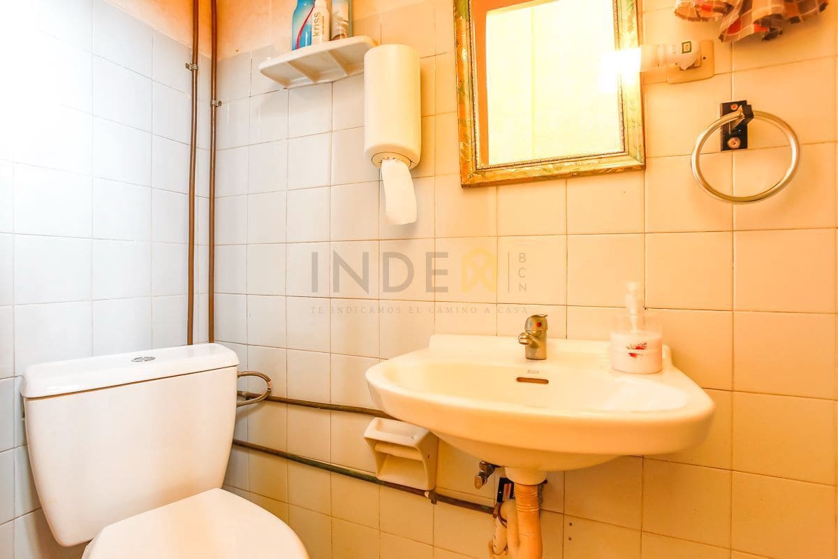 Gewerbe zu verkaufen in Vilanova i la Geltru - 147.000 € (Ref: 9585889)