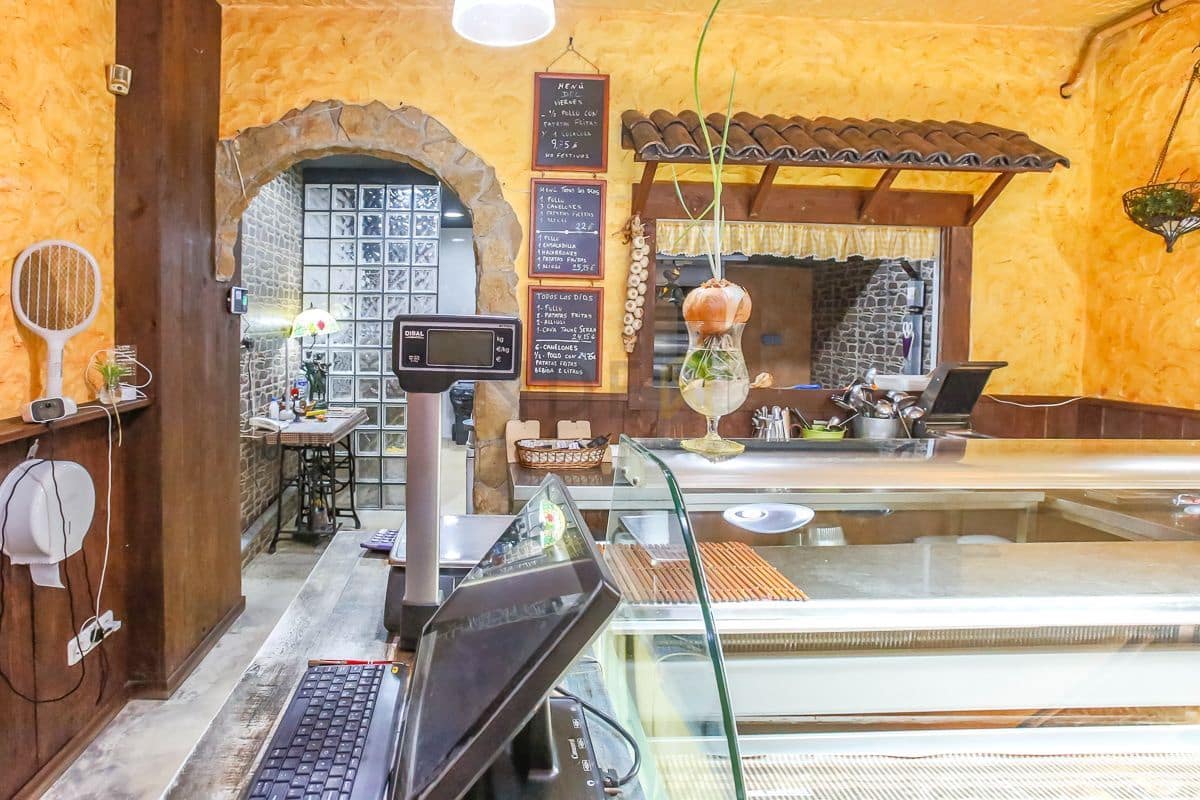 Gewerbe zu verkaufen in Vilanova i la Geltru - 147.000 € (Ref: 9585889)