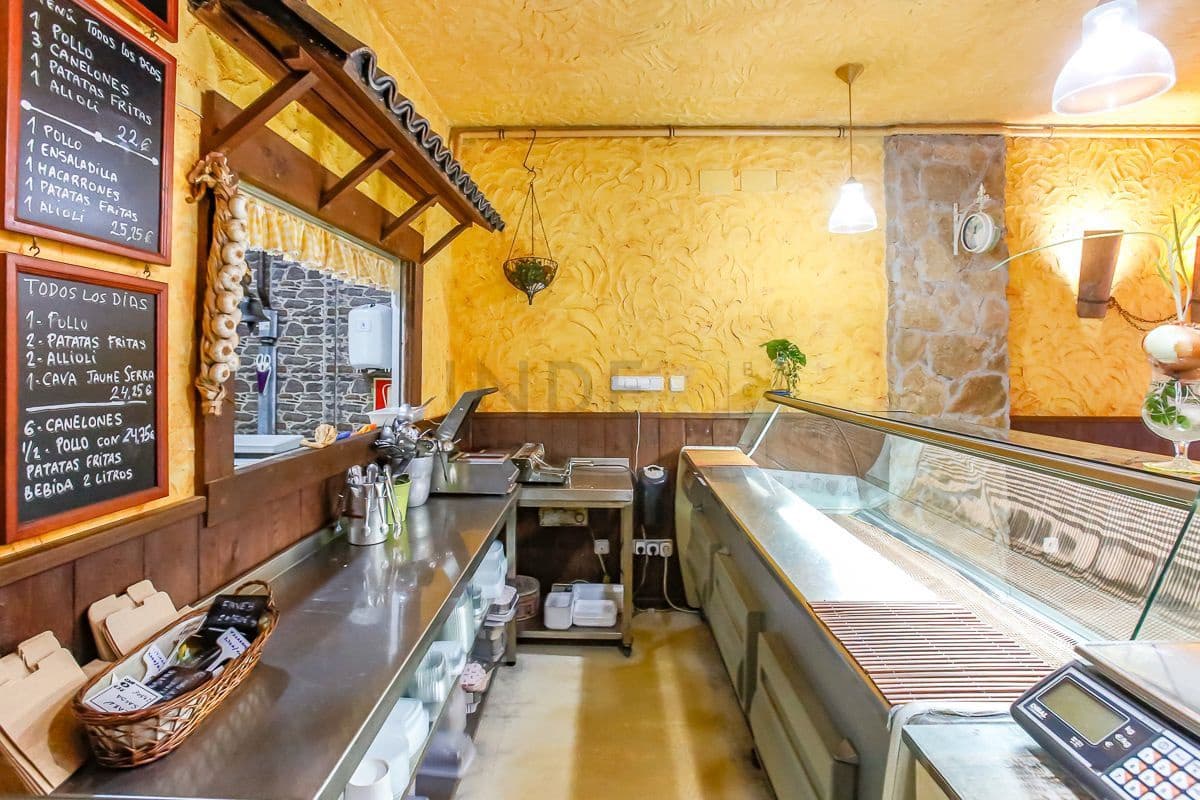 Gewerbe zu verkaufen in Vilanova i la Geltru - 147.000 € (Ref: 9585889)