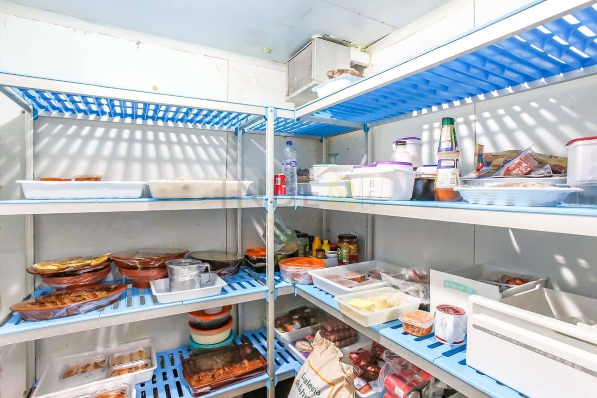 Gewerbe zu verkaufen in Vilanova i la Geltru - 147.000 € (Ref: 9585889)