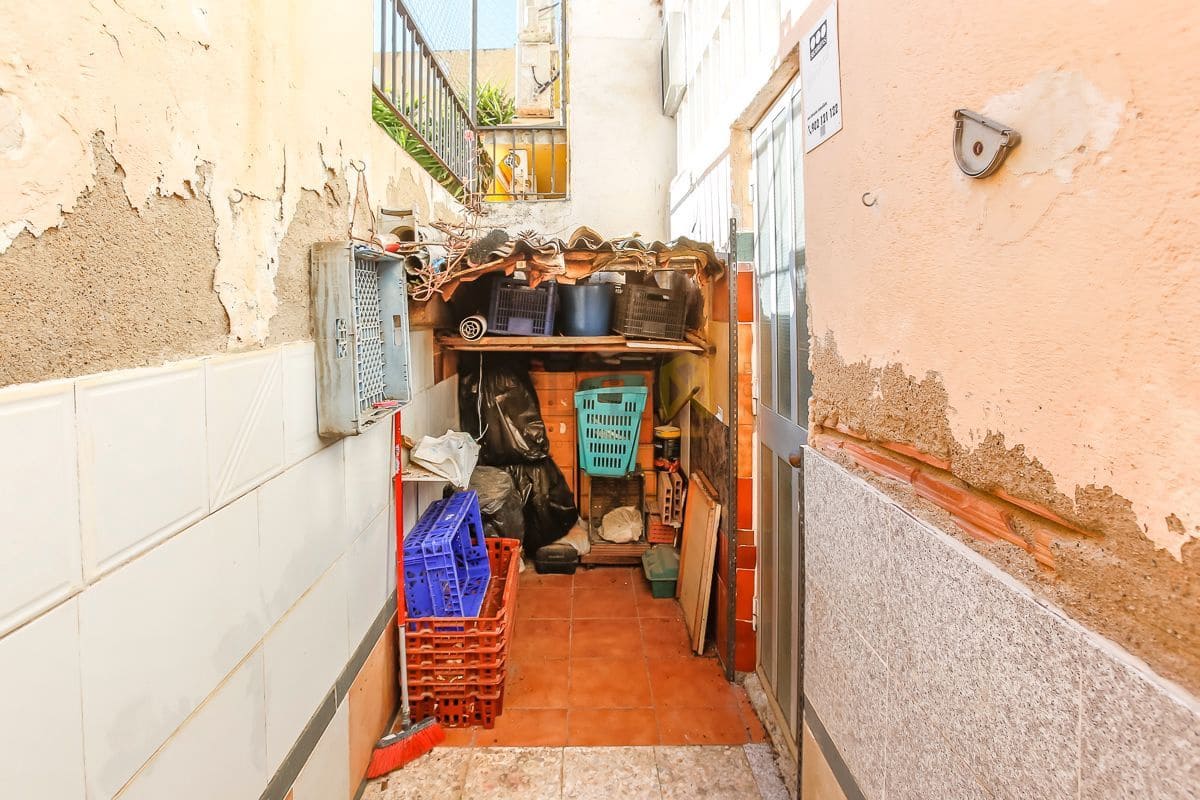 Gewerbe zu verkaufen in Vilanova i la Geltru - 147.000 € (Ref: 9585889)
