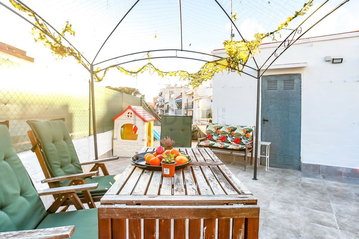 3 soveværelse Lejlighed til salg i Sitges - € 420.000 (Ref: 9611139)