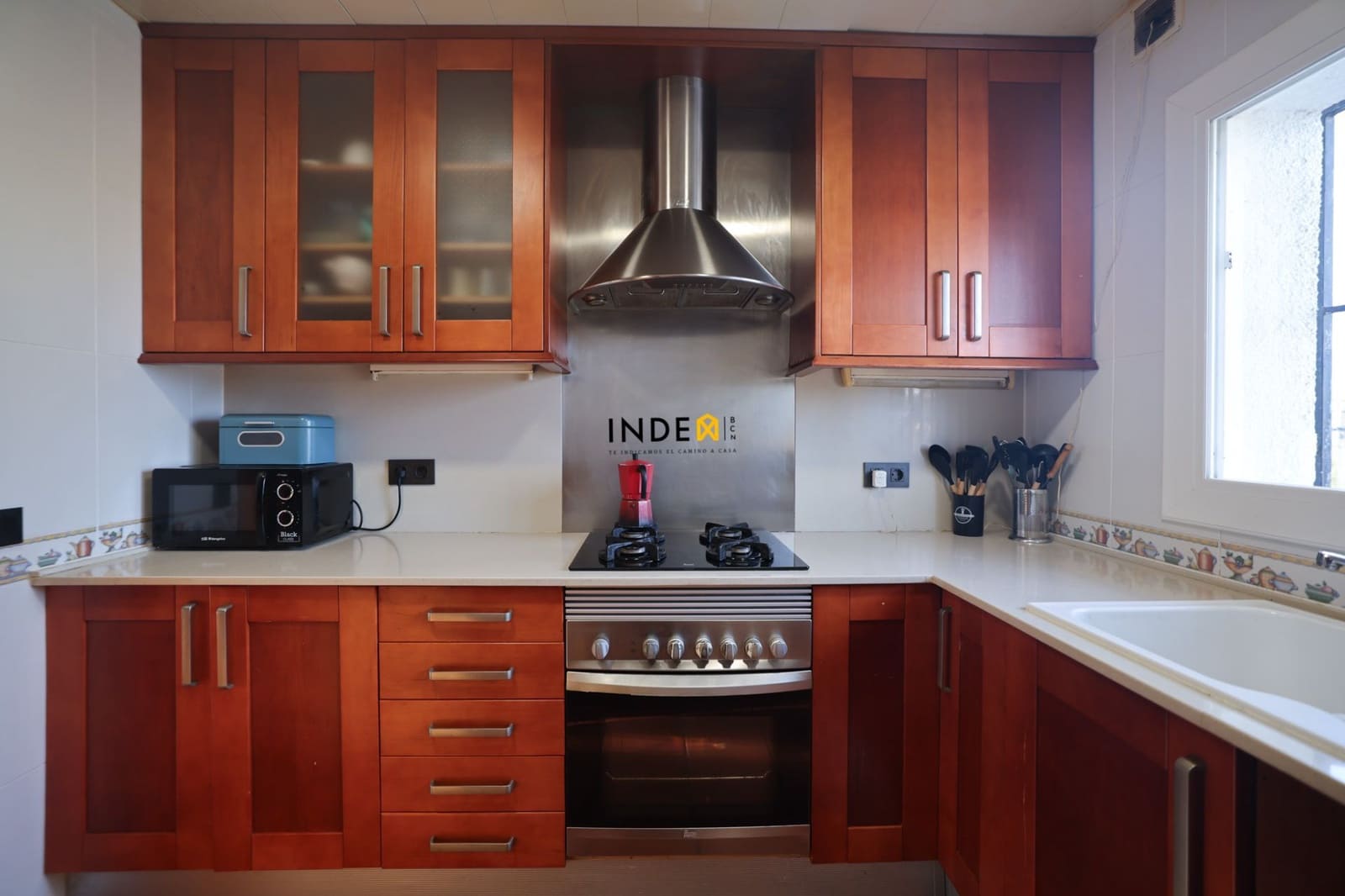 3 slaapkamer Villa te koop in Canyelles met zwembad garage - € 310.000 (Ref: 9627289)