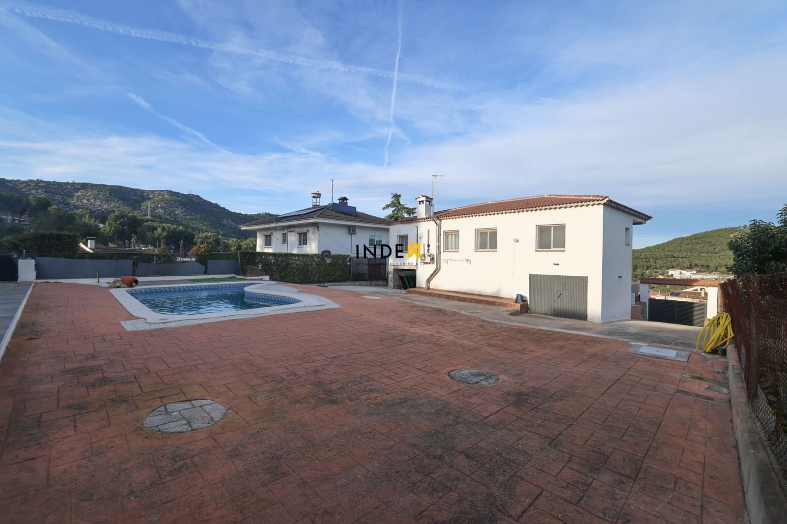 3 slaapkamer Villa te koop in Canyelles met zwembad garage - € 310.000 (Ref: 9627289)