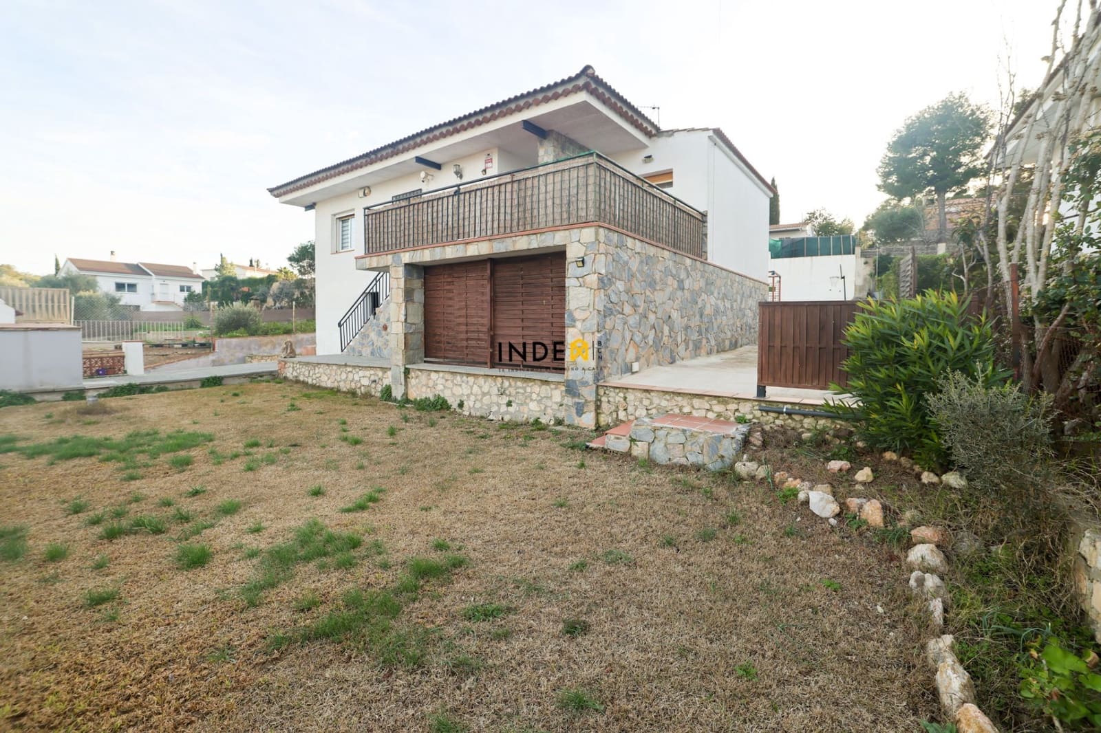 3 slaapkamer Villa te koop in Canyelles met zwembad garage - € 310.000 (Ref: 9627289)