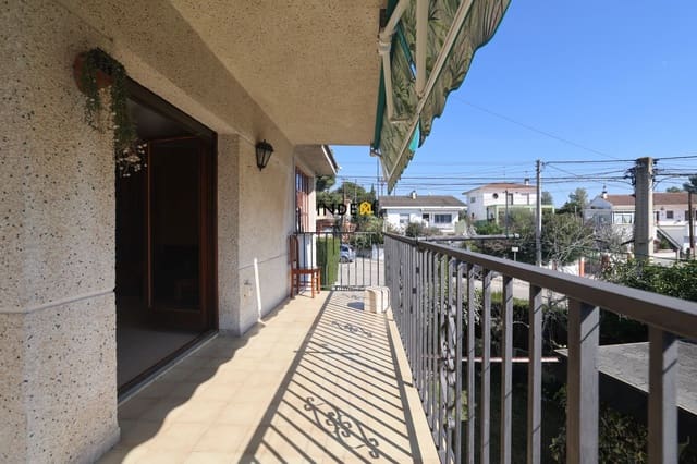 3 soveværelse Villa til salg i Cunit med garage - € 240.000 (Ref: 9629729)