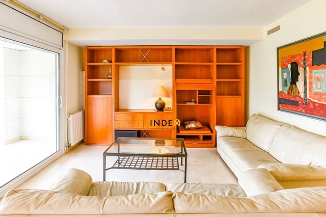 Ático de 4 habitaciones en Sitges en venta con piscina garaje - 1.300.000 € (Ref: 9658399)