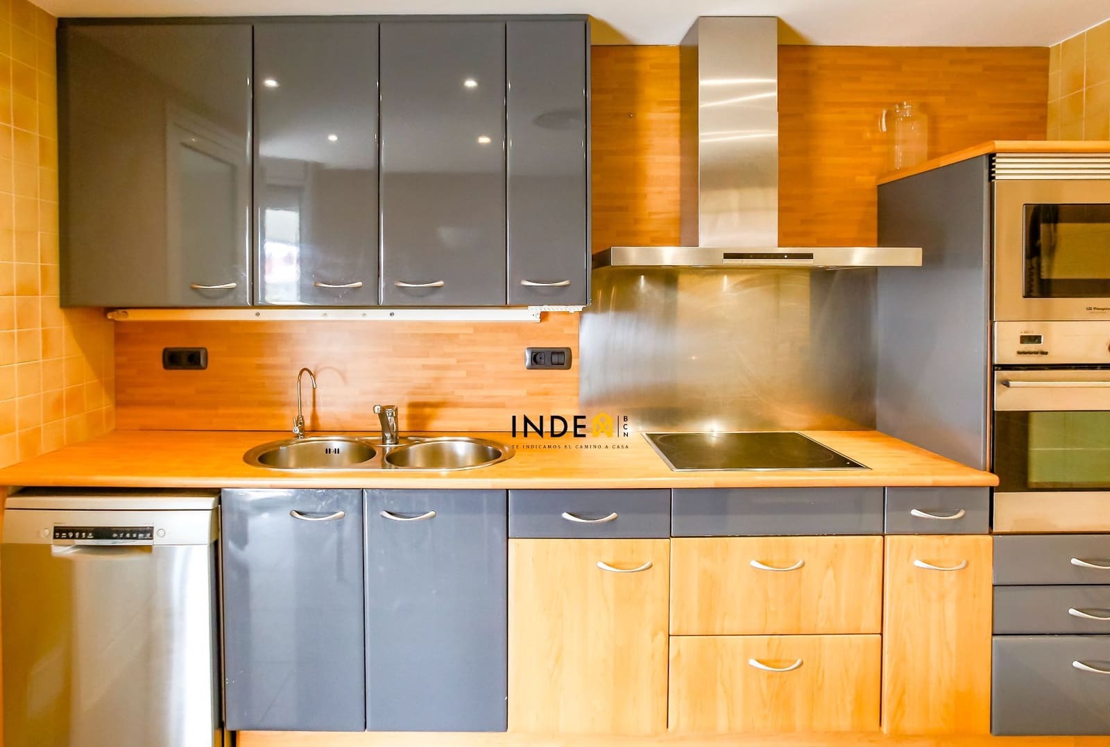 4 camera da letto Attico in vendita in Sitges con piscina garage - 1.300.000 € (Rif: 9658399)