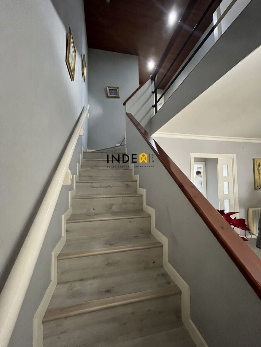 4 soverom Kjedet enebolig til salgs i Canyelles med garasje - € 330 000 (Ref: 9670089)