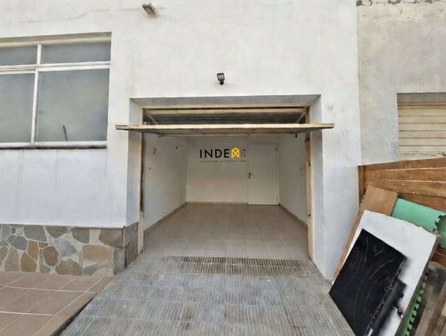 4 Zimmer Doppelhaus zu verkaufen in Canyelles mit Garage - 330.000 € (Ref: 9670089)